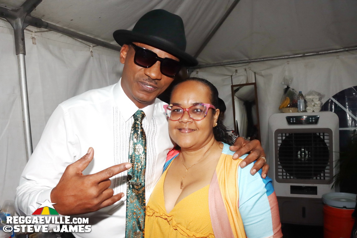 Sanchez, JOE, The Manhattans feat. Gerald Alston