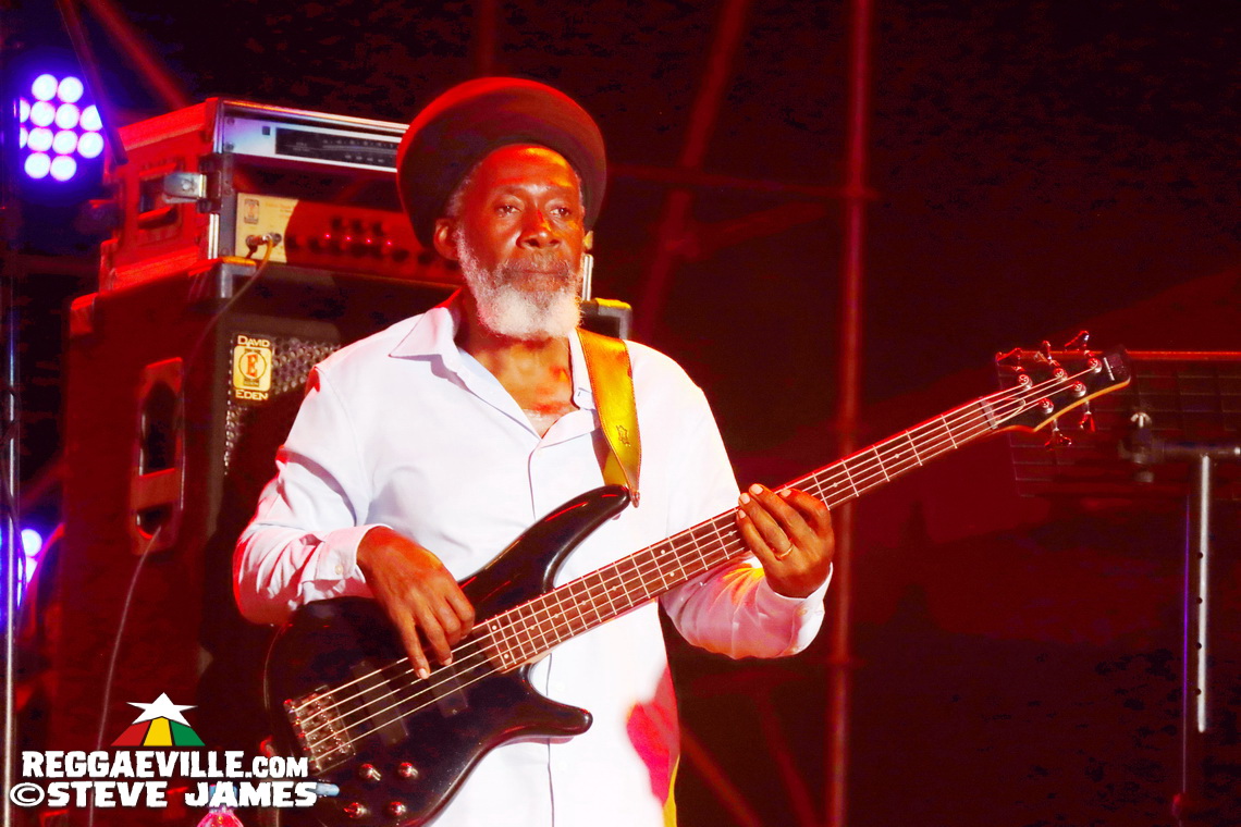 Sanchez, JOE, The Manhattans feat. Gerald Alston