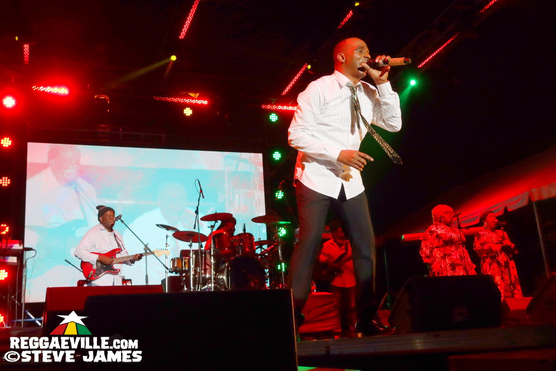 Sanchez, JOE, The Manhattans feat. Gerald Alston