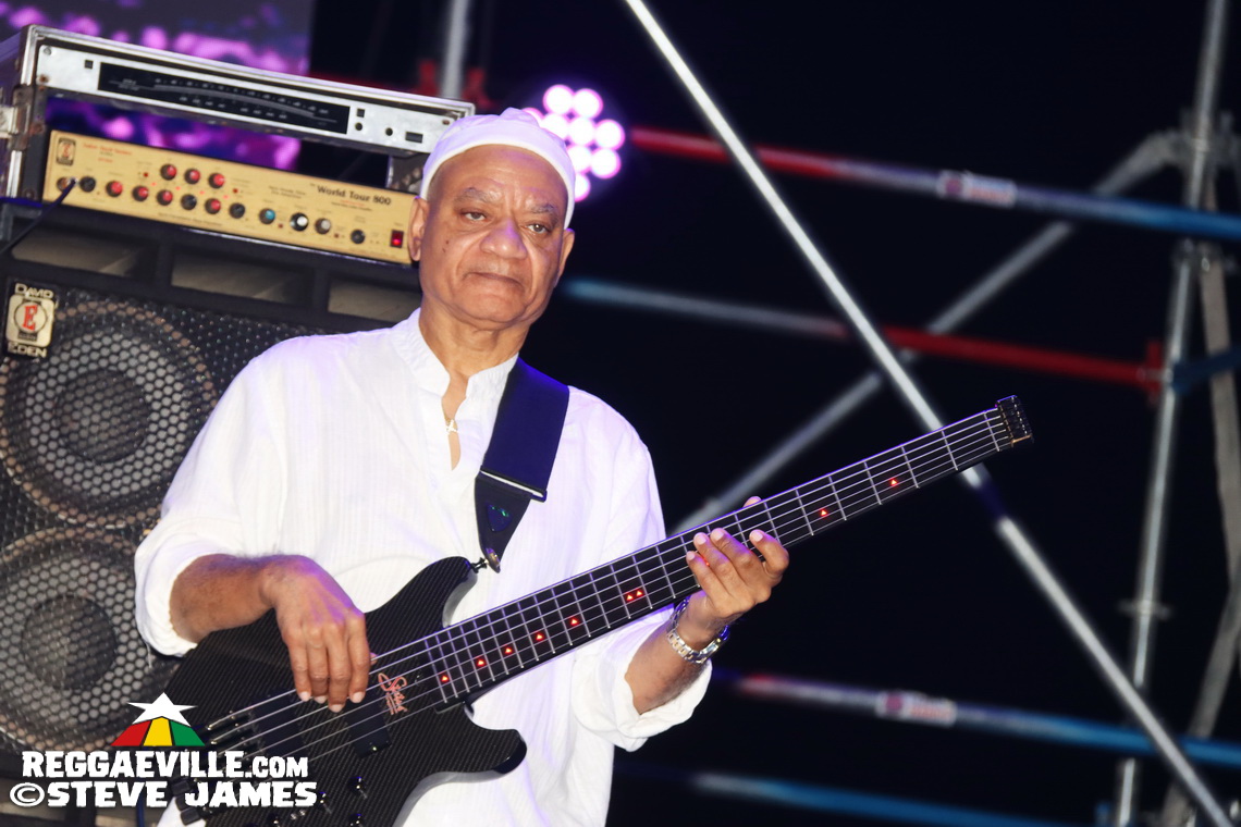 Sanchez, JOE, The Manhattans feat. Gerald Alston