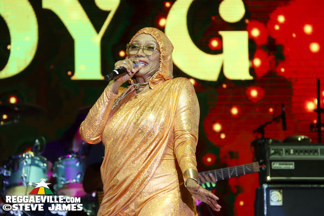 Marcia Griffiths, Skip Marley, Nadine Sutherland, Brick & Lace