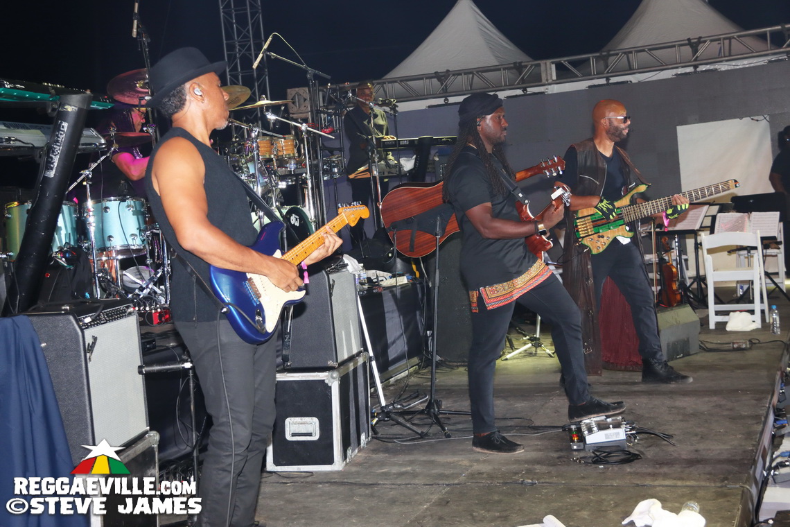 Marcia Griffiths, Skip Marley, Nadine Sutherland, Brick & Lace