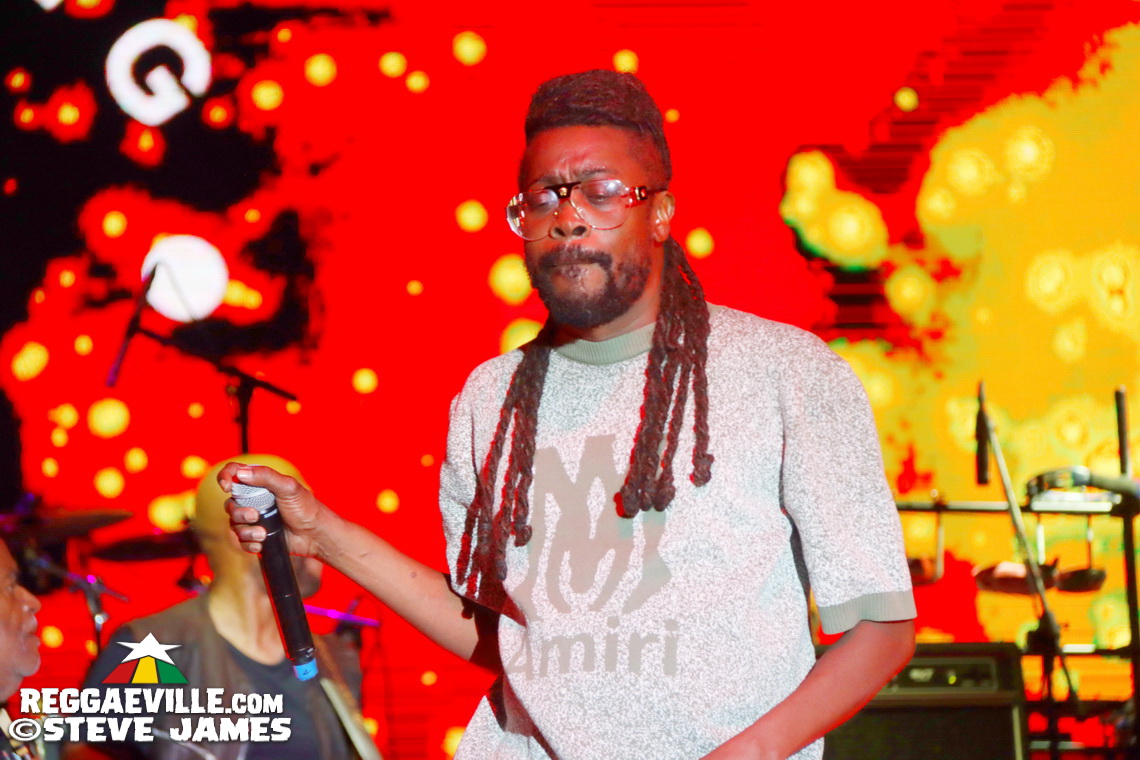 Marcia Griffiths, Buju Banton, Beres Hammond, Busy Signal, Tanya Stephens, Beenie Man, Shaggy