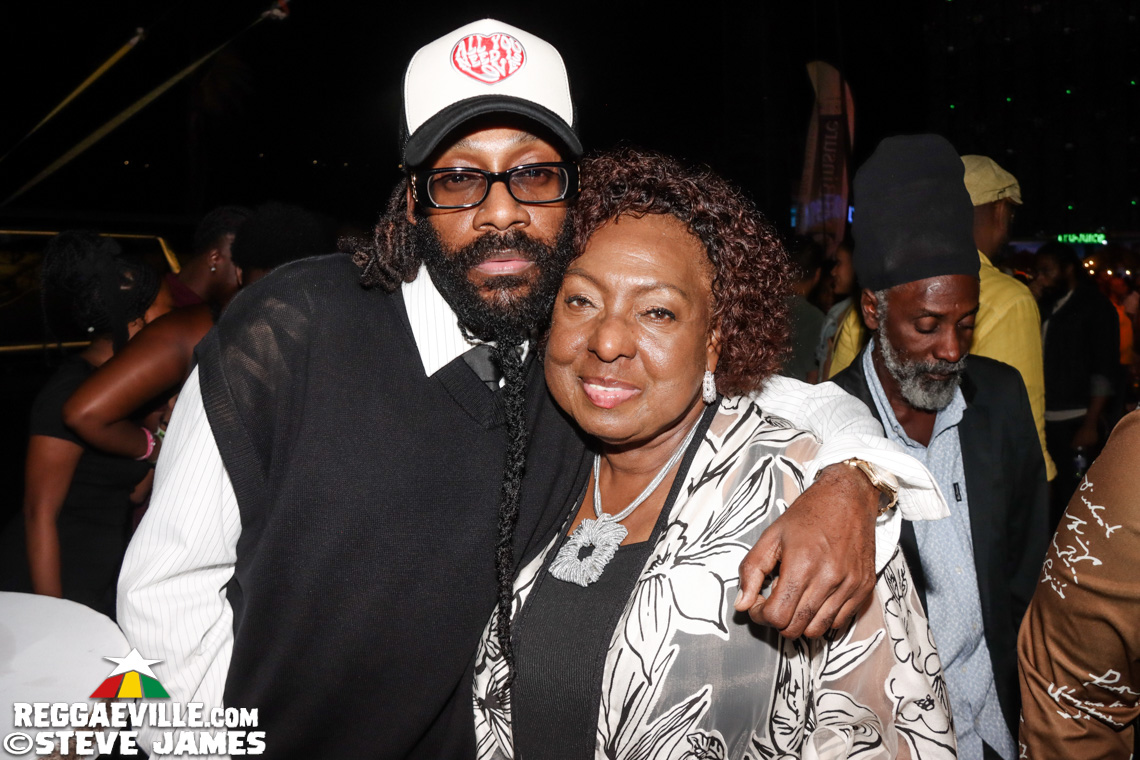Marcia Griffiths, Damian 'Jr Gong' Marley, Stephen Marley, Tarrus Riley