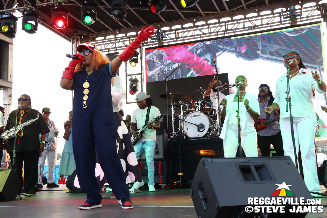 Marcia Griffiths, Ky-Mani Marley, Leroy Sibbles, Shuga, Singer J