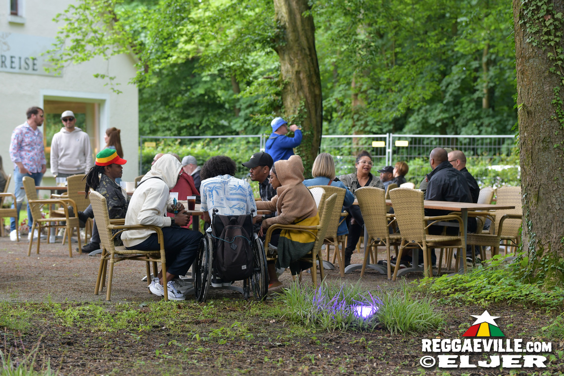 Marley's Ghost, Anthony Locks, Sheriff's Soundpatrol