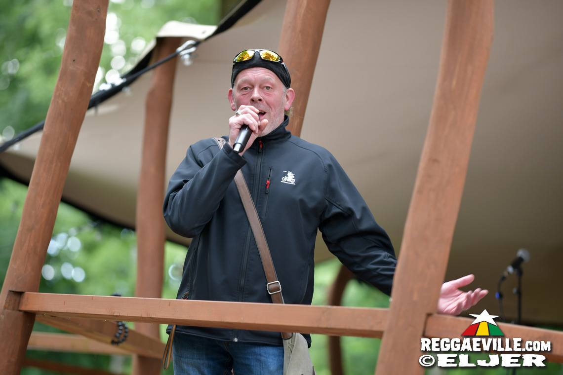 Marley's Ghost, Anthony Locks, Sheriff's Soundpatrol