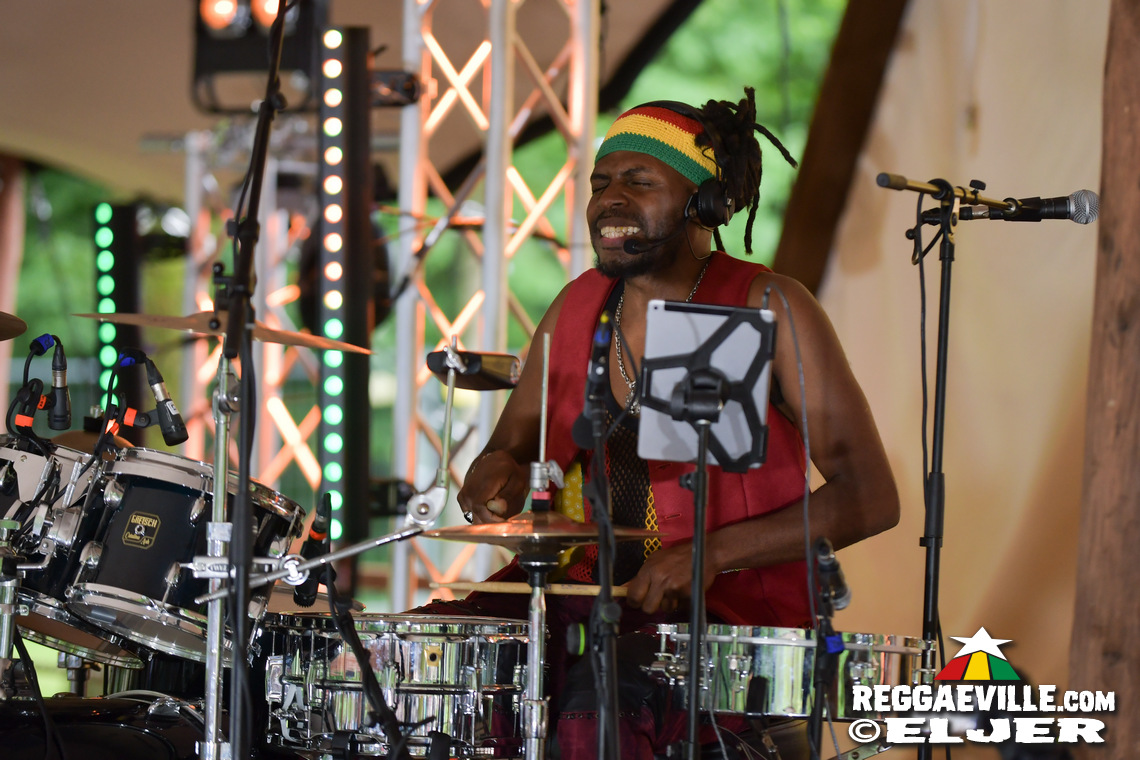 Marley's Ghost, Anthony Locks, Sheriff's Soundpatrol