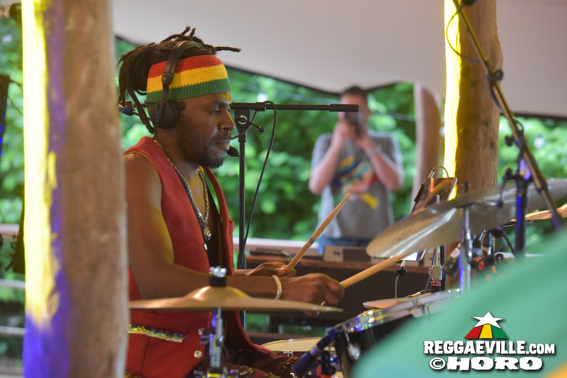 Marley's Ghost, Anthony Locks, Sheriff's Soundpatrol