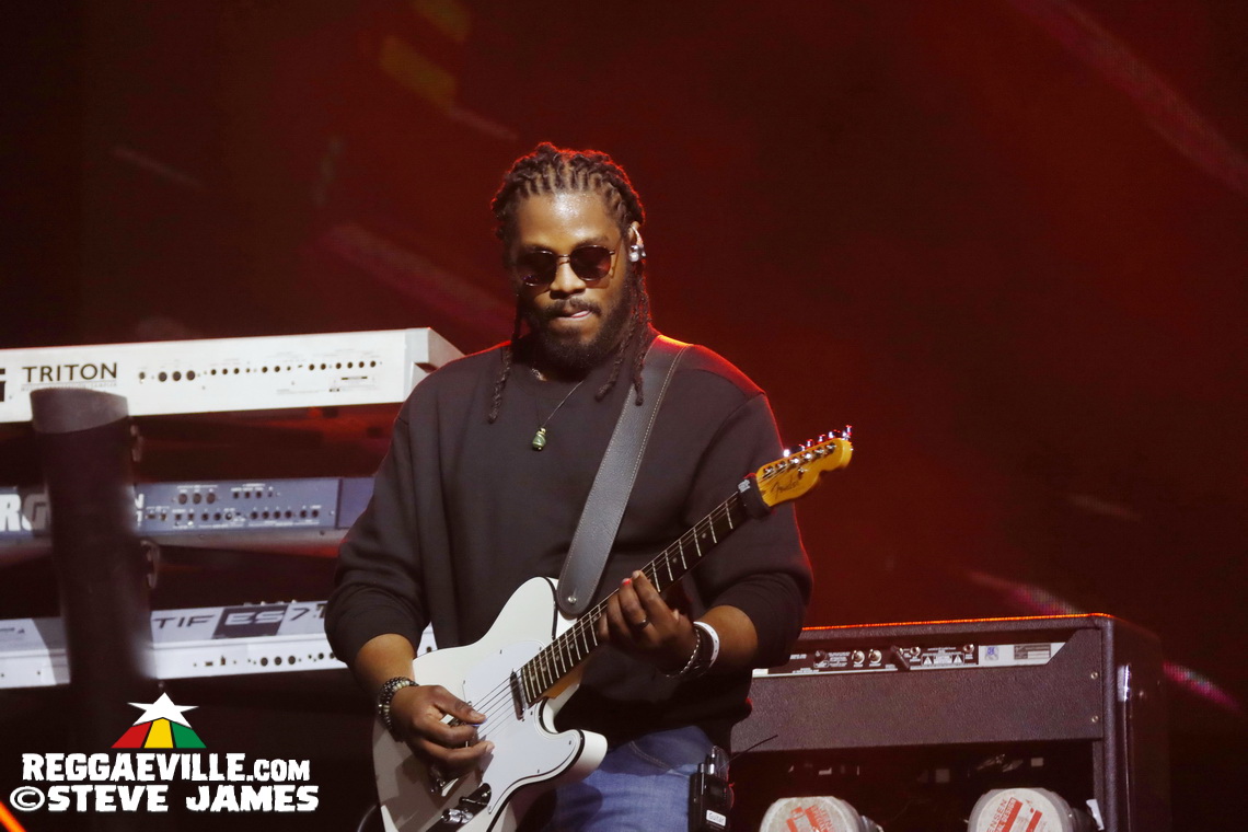 Tony Rebel, Richie Stephens, Asadenaki