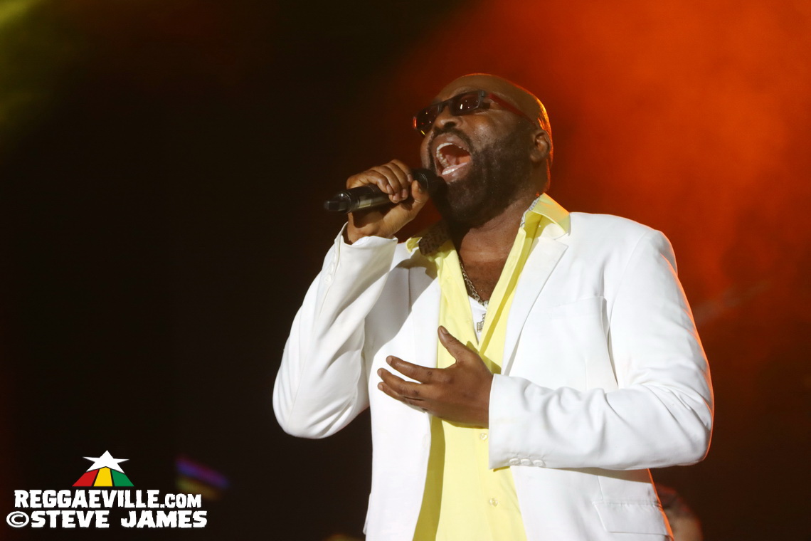 Tony Rebel, Richie Stephens, Asadenaki