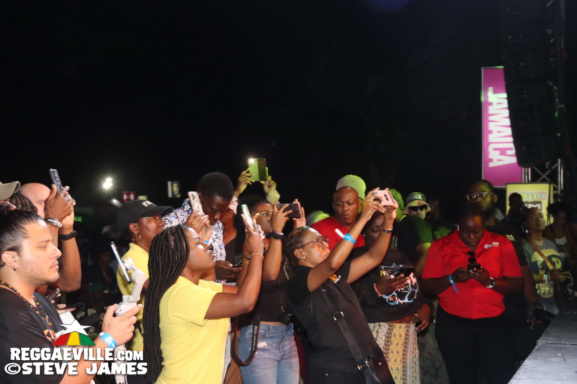 Tony Rebel, Richie Stephens, Asadenaki