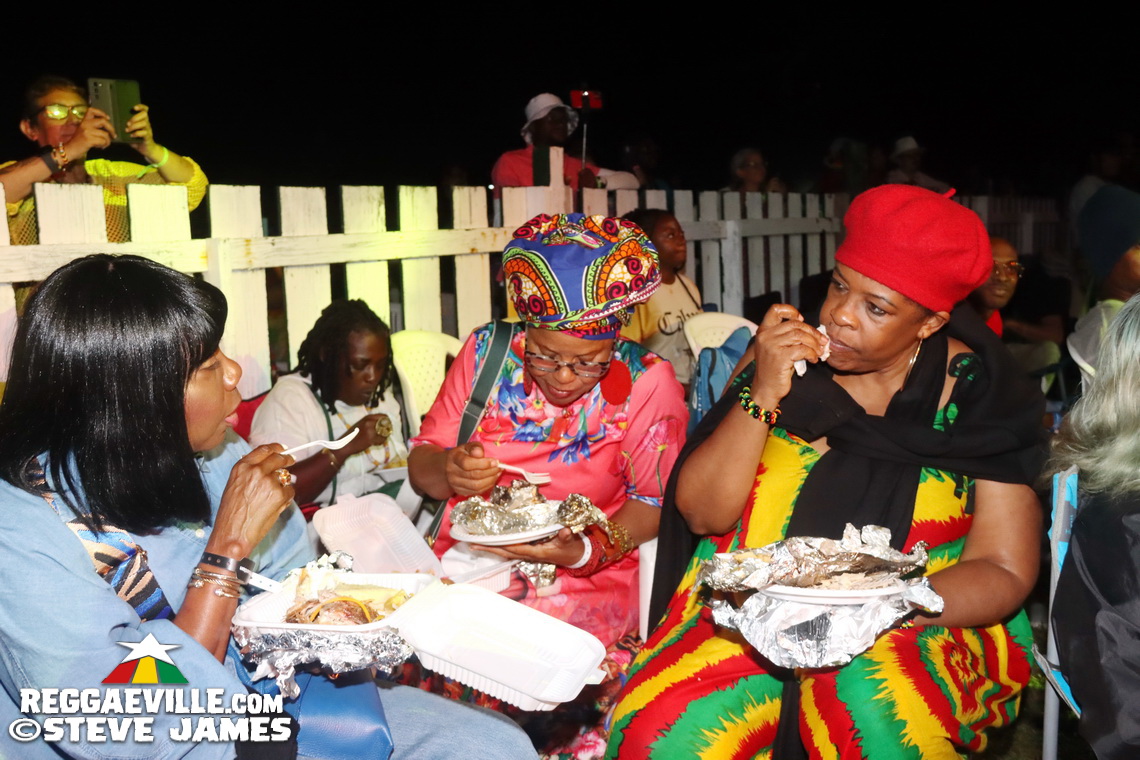 Tony Rebel, Richie Stephens, Asadenaki