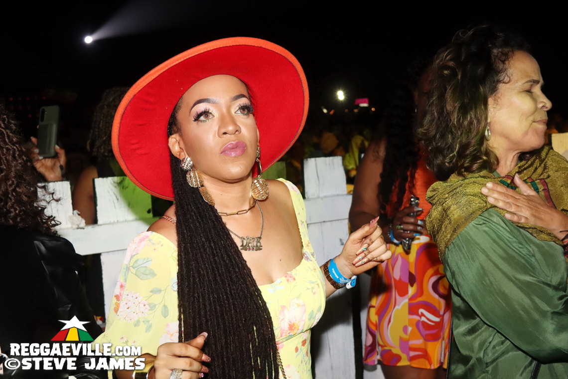 Tony Rebel, Richie Stephens, Asadenaki