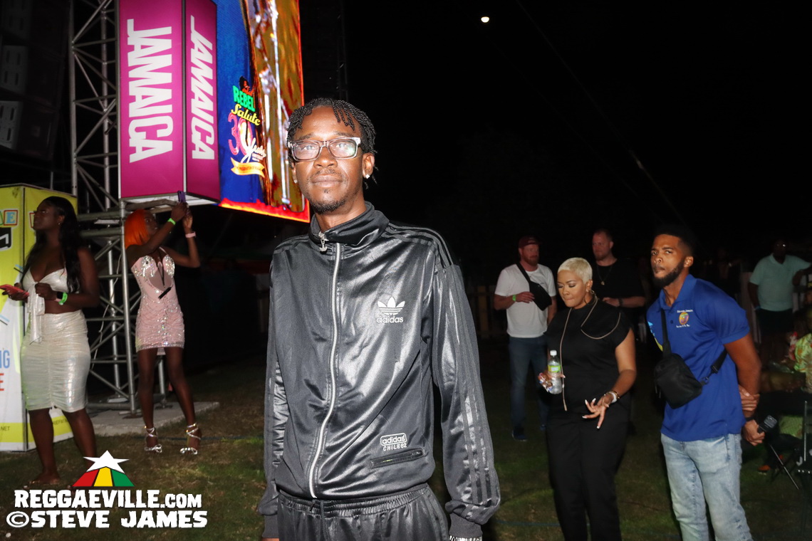 Tony Rebel, Richie Stephens, Asadenaki