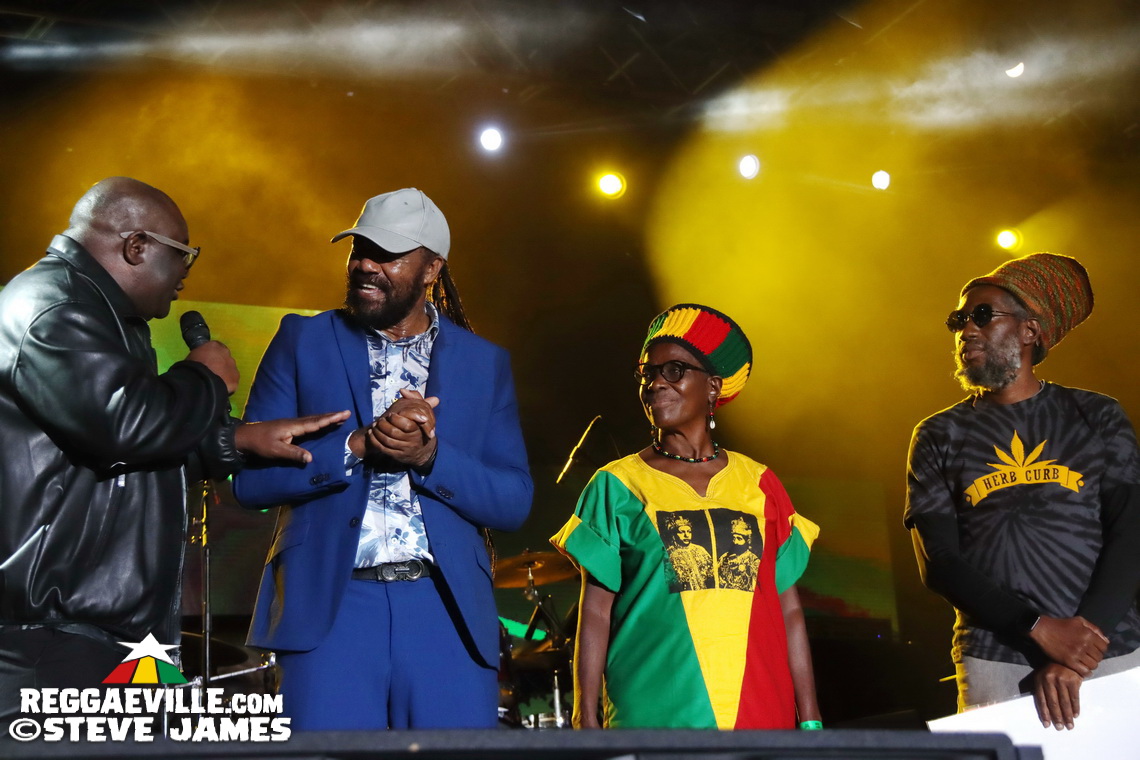 Tony Rebel, Richie Stephens, Asadenaki