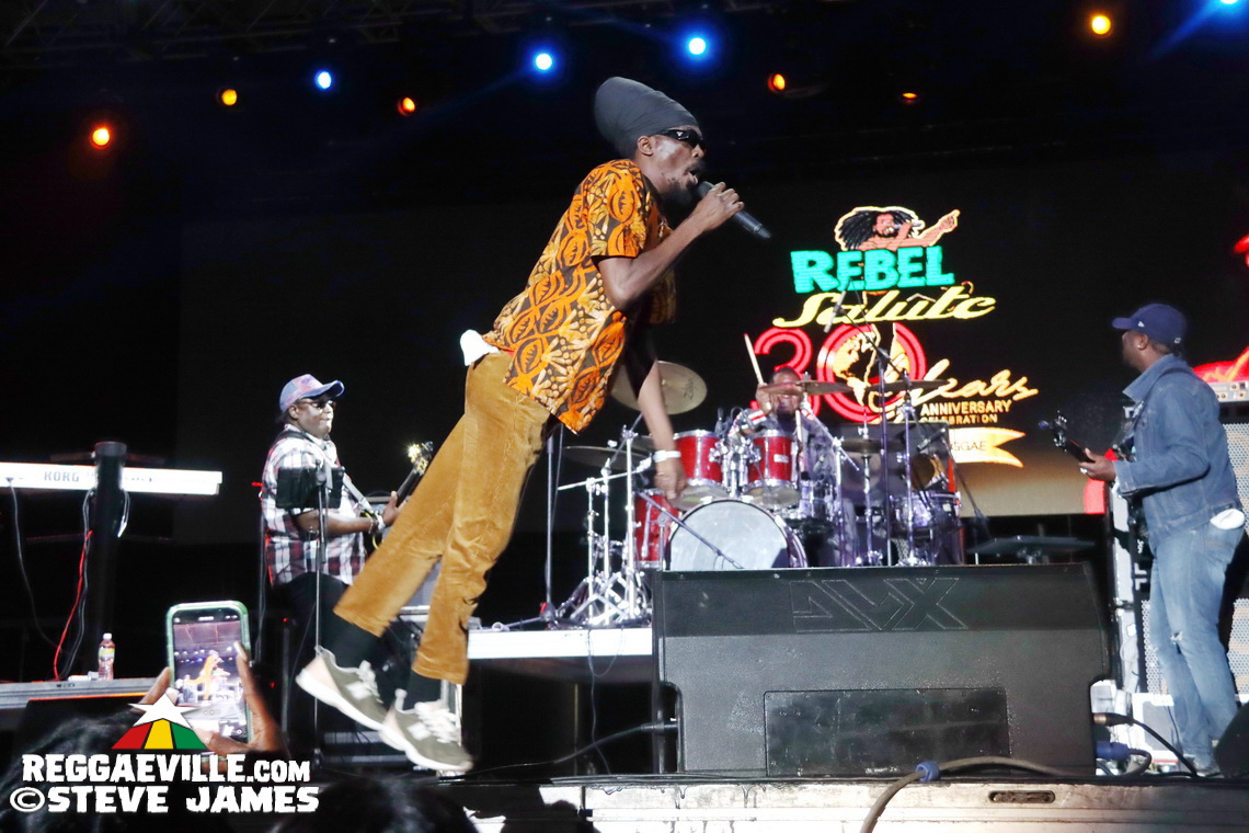 Anthony B, Glen Washington, Mikey Spice