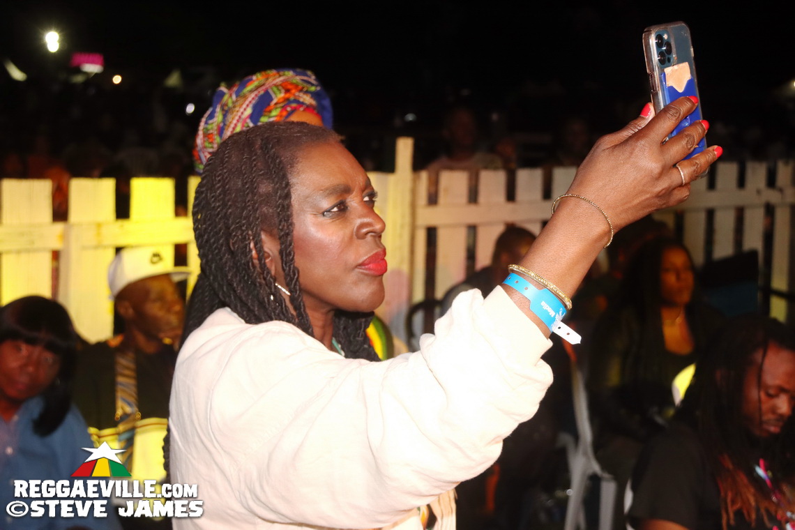 Anthony B, Glen Washington, Mikey Spice