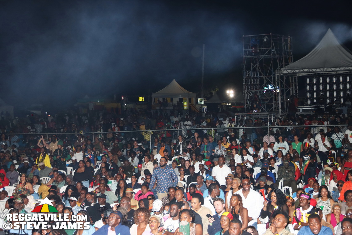 Queen Ifrica, Sean Paul