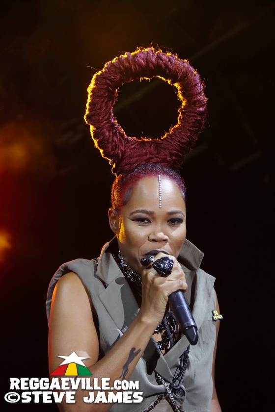 Queen Ifrica, Sean Paul