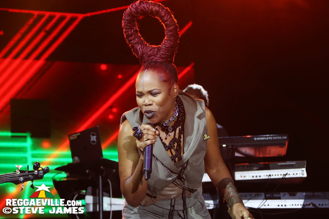 Queen Ifrica, Sean Paul