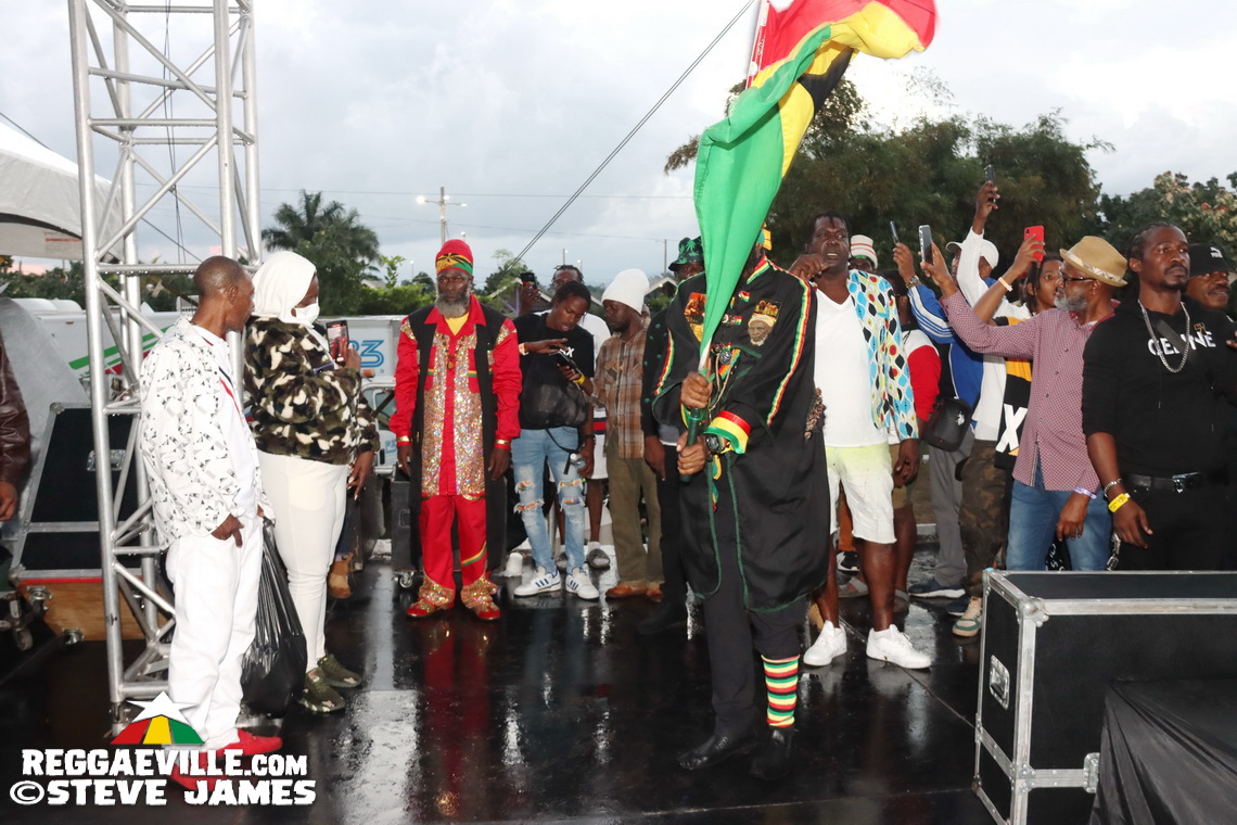 Capleton, Luciano, Louie Culture