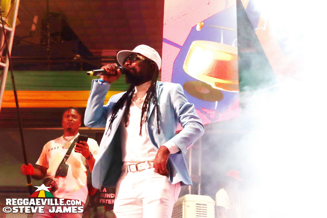 Capleton, Beenie Man, T.O.K, Cham, Ishawna...