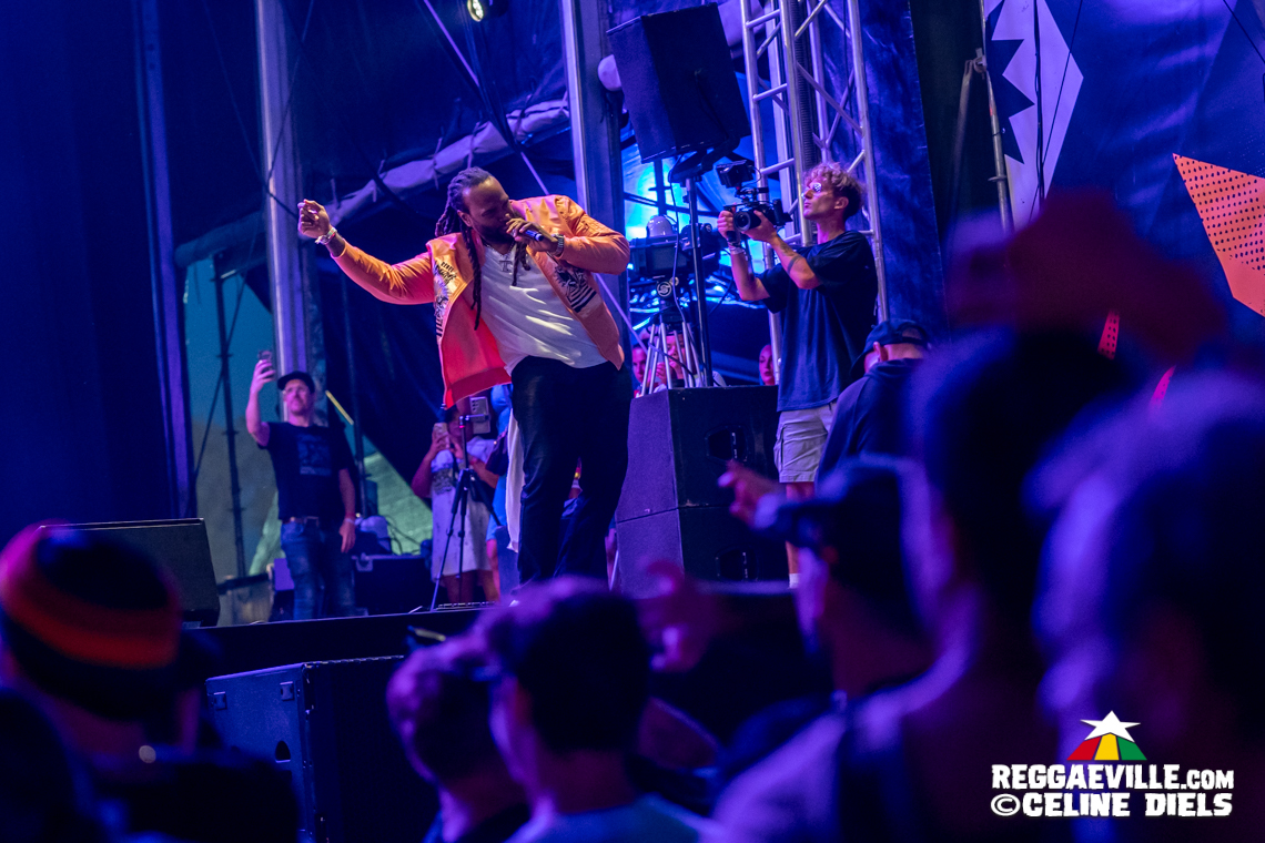 Julian Marley, Postmen, T.O.K, Alborosie with Etana