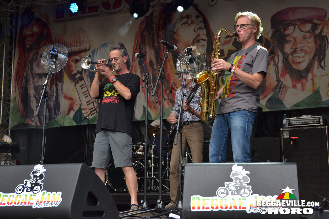 Mystical Faya, Irie Miah, Schwarzpaul, Mellow Mark