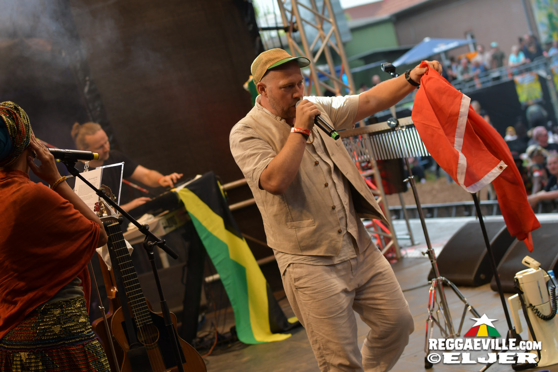 Mystical Faya, Irie Miah, Schwarzpaul, Mellow Mark