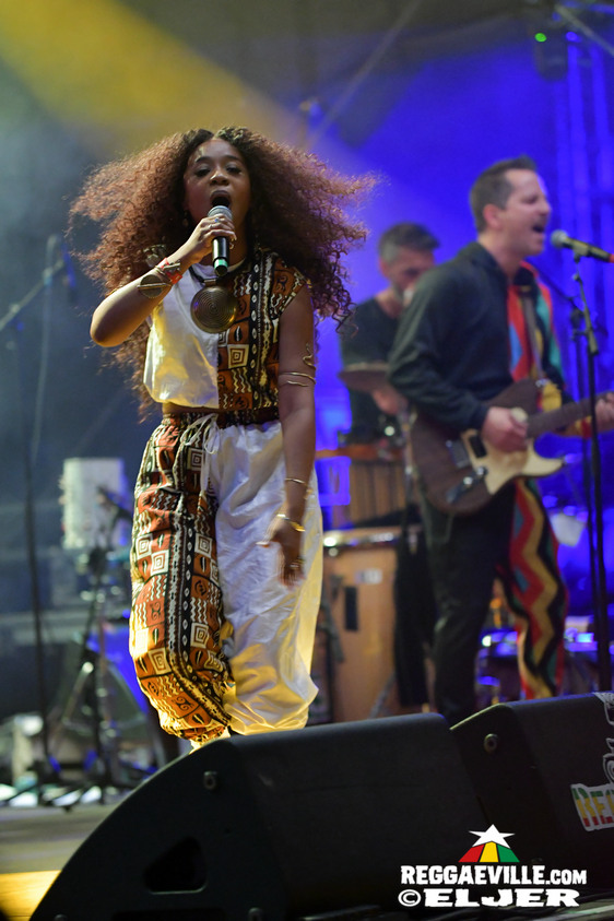 Chi Ching Ching, Samora feat. Natty King, Mellow Mood