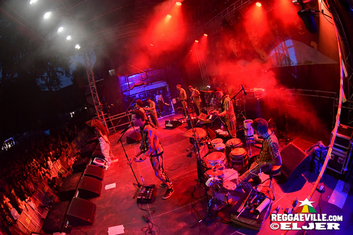 Chi Ching Ching, Samora feat. Natty King, Mellow Mood