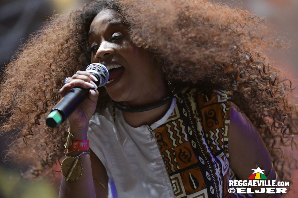 Chi Ching Ching, Samora feat. Natty King, Mellow Mood