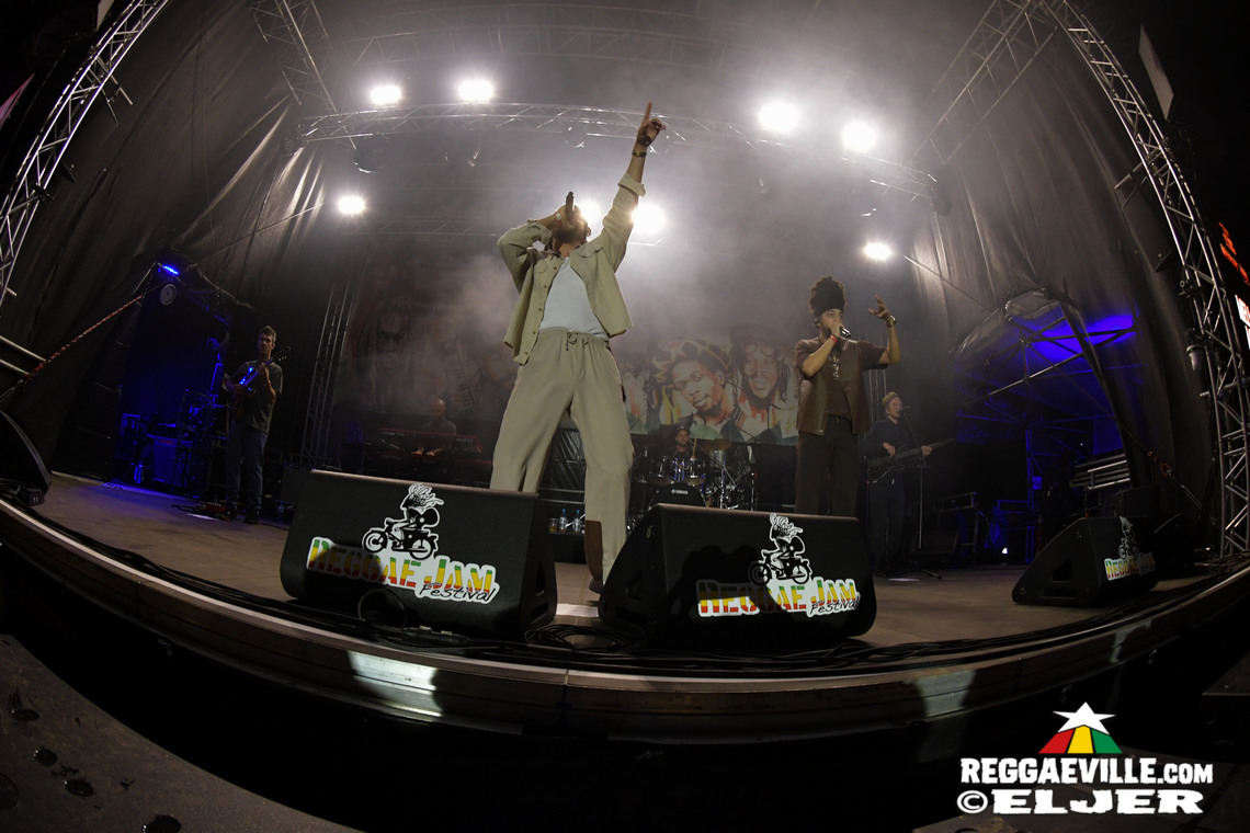 Chi Ching Ching, Samora feat. Natty King, Mellow Mood