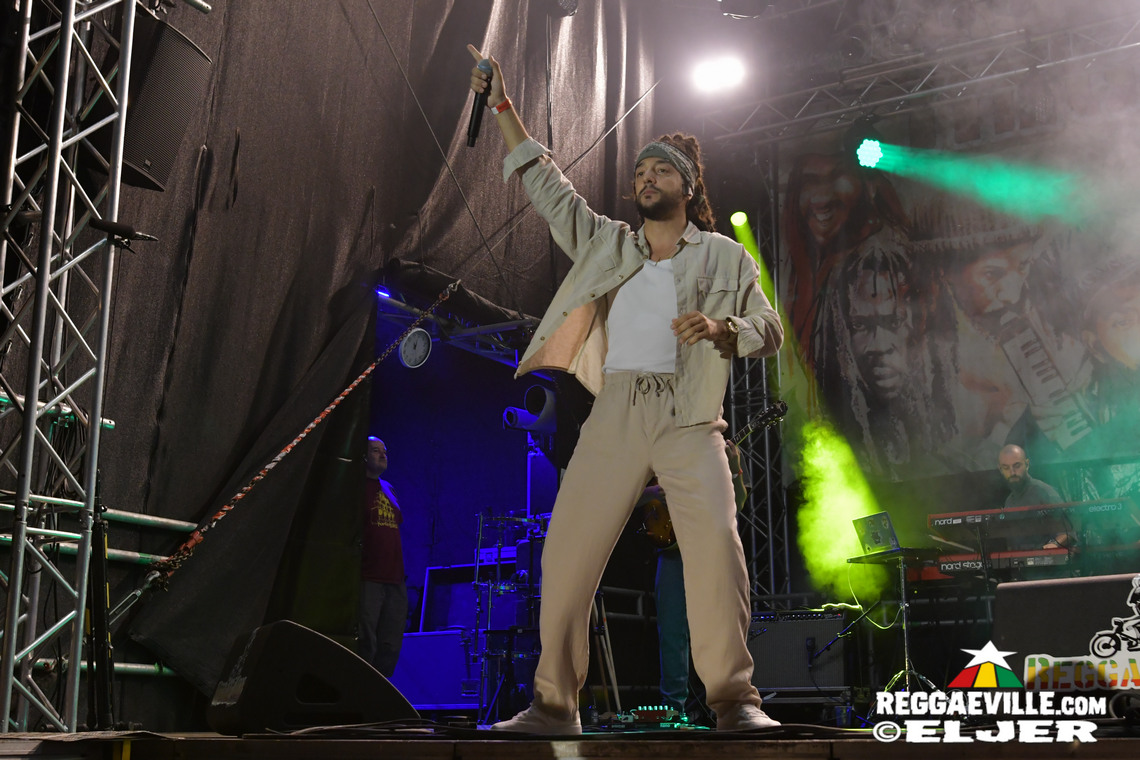 Chi Ching Ching, Samora feat. Natty King, Mellow Mood