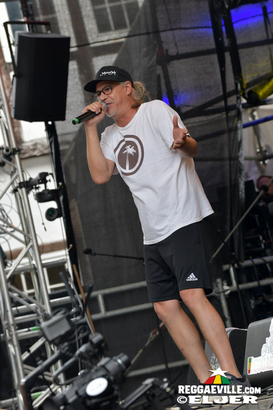 Ganjaman feat. Italee, Jah Tung & Dre JA, Sara Lugo