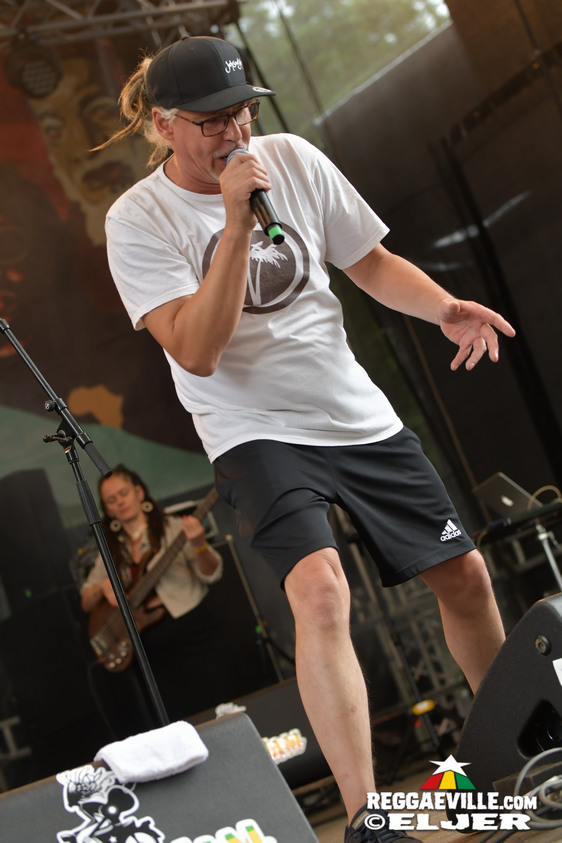 Ganjaman feat. Italee, Jah Tung & Dre JA, Sara Lugo