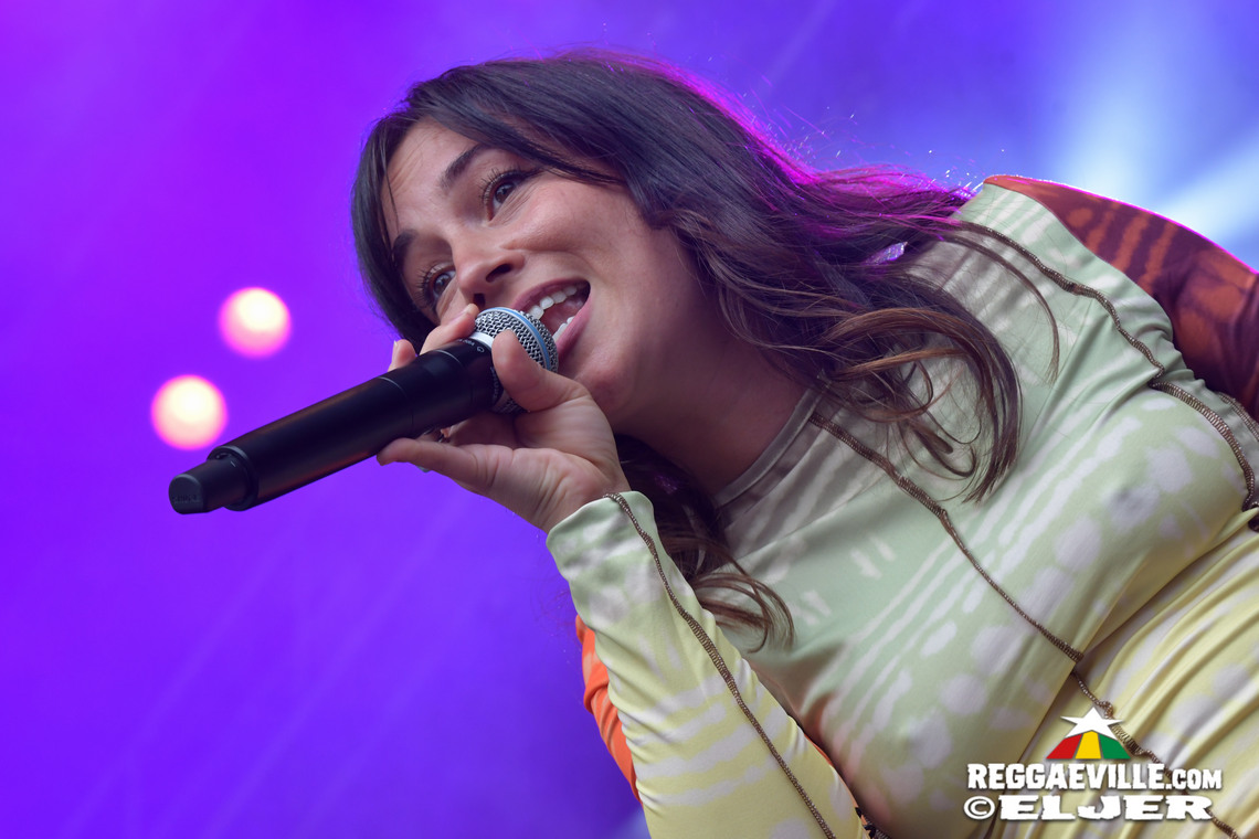 Ganjaman feat. Italee, Jah Tung & Dre JA, Sara Lugo