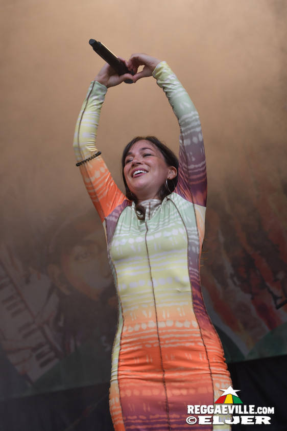 Ganjaman feat. Italee, Jah Tung & Dre JA, Sara Lugo