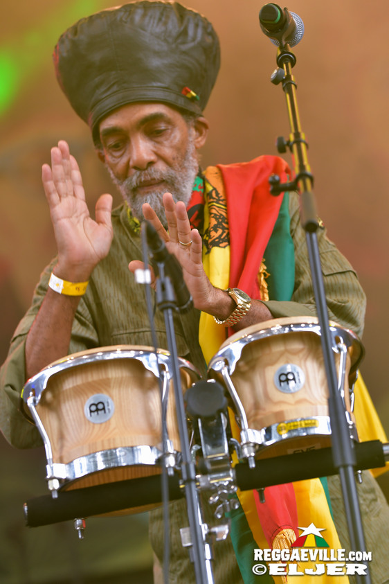 IQulah, Banda Senderos