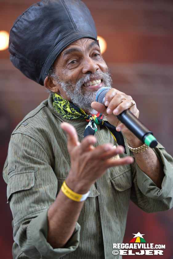 IQulah, Banda Senderos