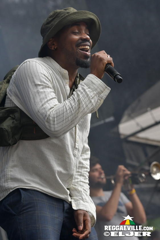 IQulah, Banda Senderos