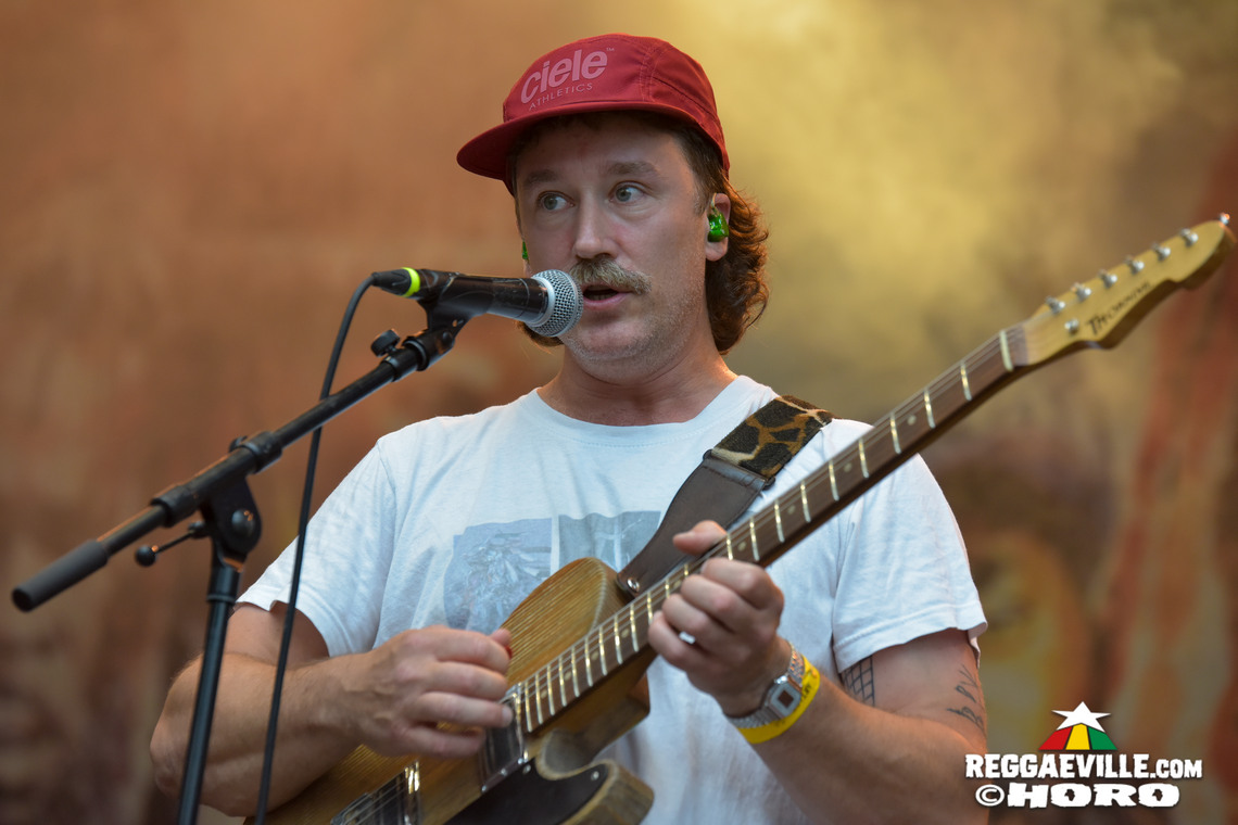 Mike Love, Jamaram meets Jahcoustix