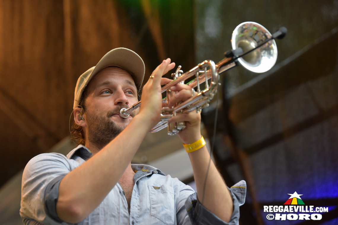 Mike Love, Jamaram meets Jahcoustix