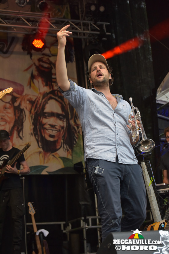 Mike Love, Jamaram meets Jahcoustix