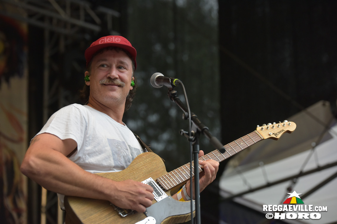 Mike Love, Jamaram meets Jahcoustix