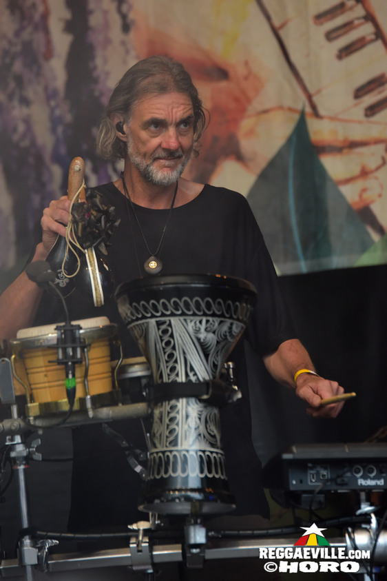 Mike Love, Jamaram meets Jahcoustix