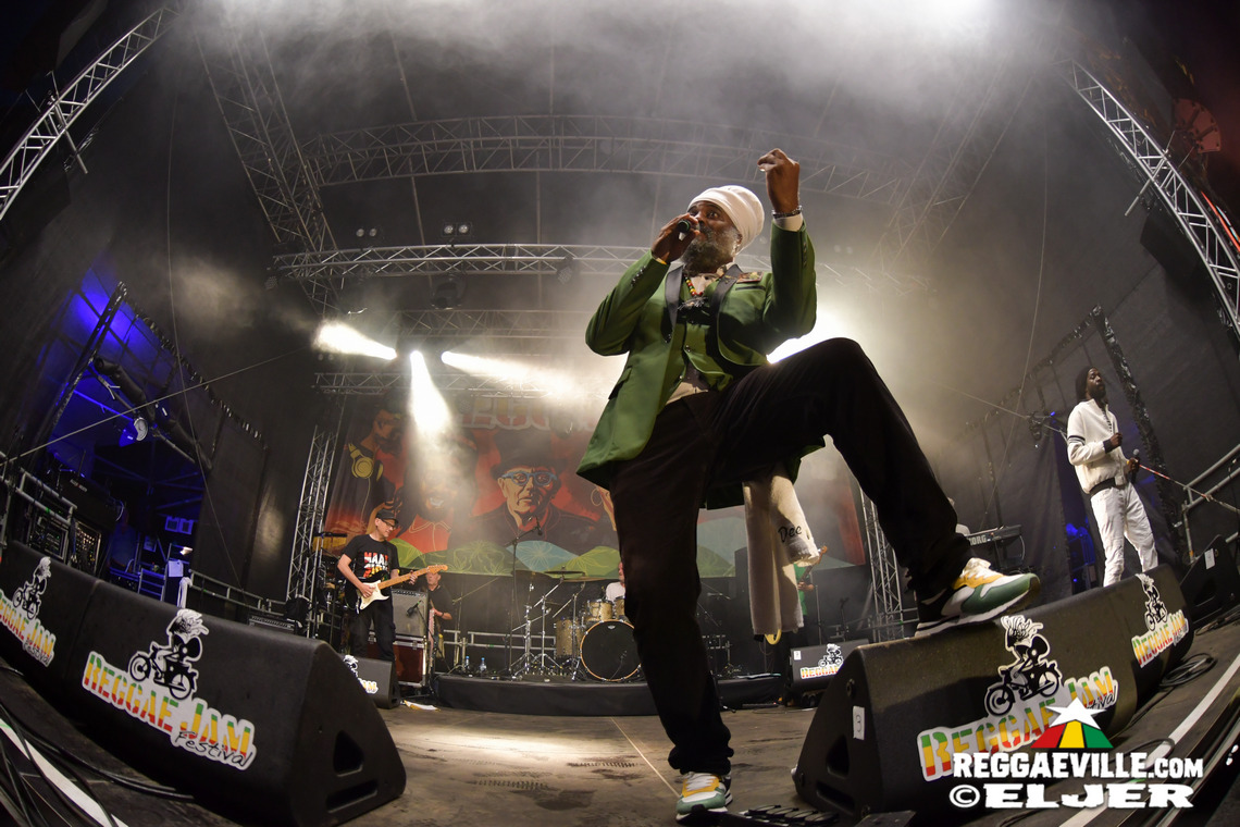 Teacha Dee with Don Tippa, Inti & Chaski