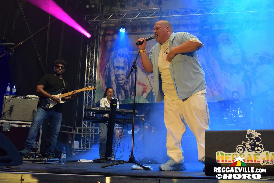 Teacha Dee with Don Tippa, Inti & Chaski