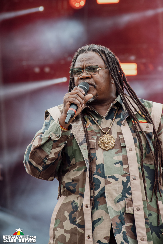 Anthony B, Luciano, Becca D